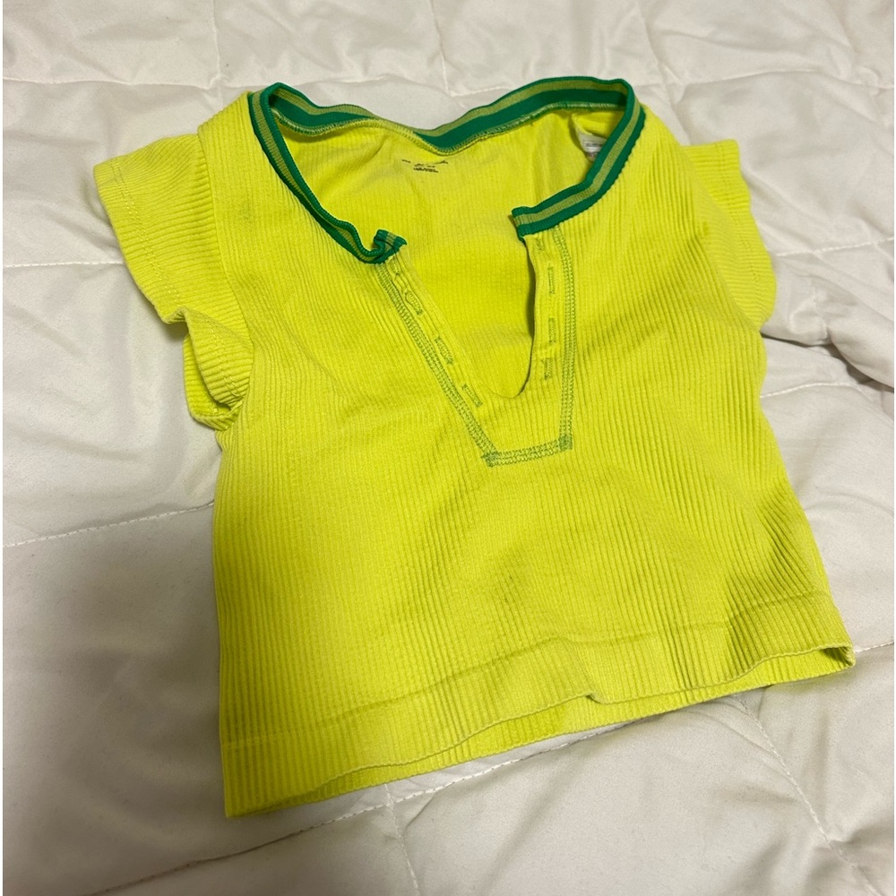 URBAN OUTFITTERS OUT FROM UNDER TOP!